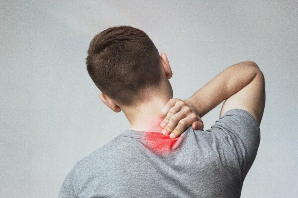 9 Neck Stretches That May Help Alleviate Insomnia, Dizziness, and High Blood Pressure