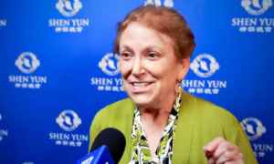 Professor Admires Shen Yun Artists Who ‘Put Everything on the Line to Save This Culture’