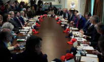 Trump Says ‘Be Patient’ as US Economy Contracts in Q1; Ukraine, US Expected to Sign Minerals Deal