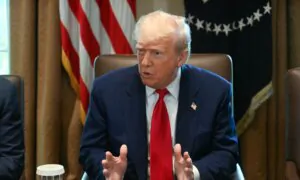 Trump Defends Economic Record as GDP Shrinks 0.3 in Q1; US Signs Critical Minerals Deal With Ukraine