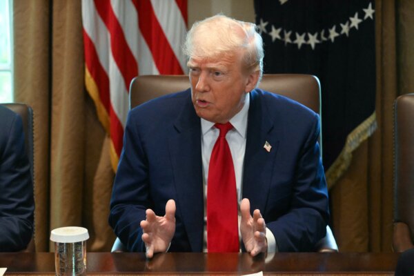 Trump Defends Economic Record as U.S. GDP Shrinks 0.3% in Q1; Minerals Deal With Ukraine Nearing Finalization