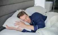 The Pillow That Adapts to You: How Coop’s Adjustable Pillow Redefines Sleep