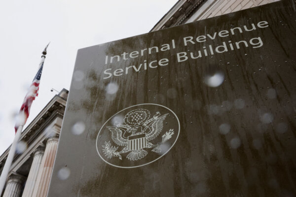 IRS, Treasury Release Details About ‘No Tax on Tips’ Deduction