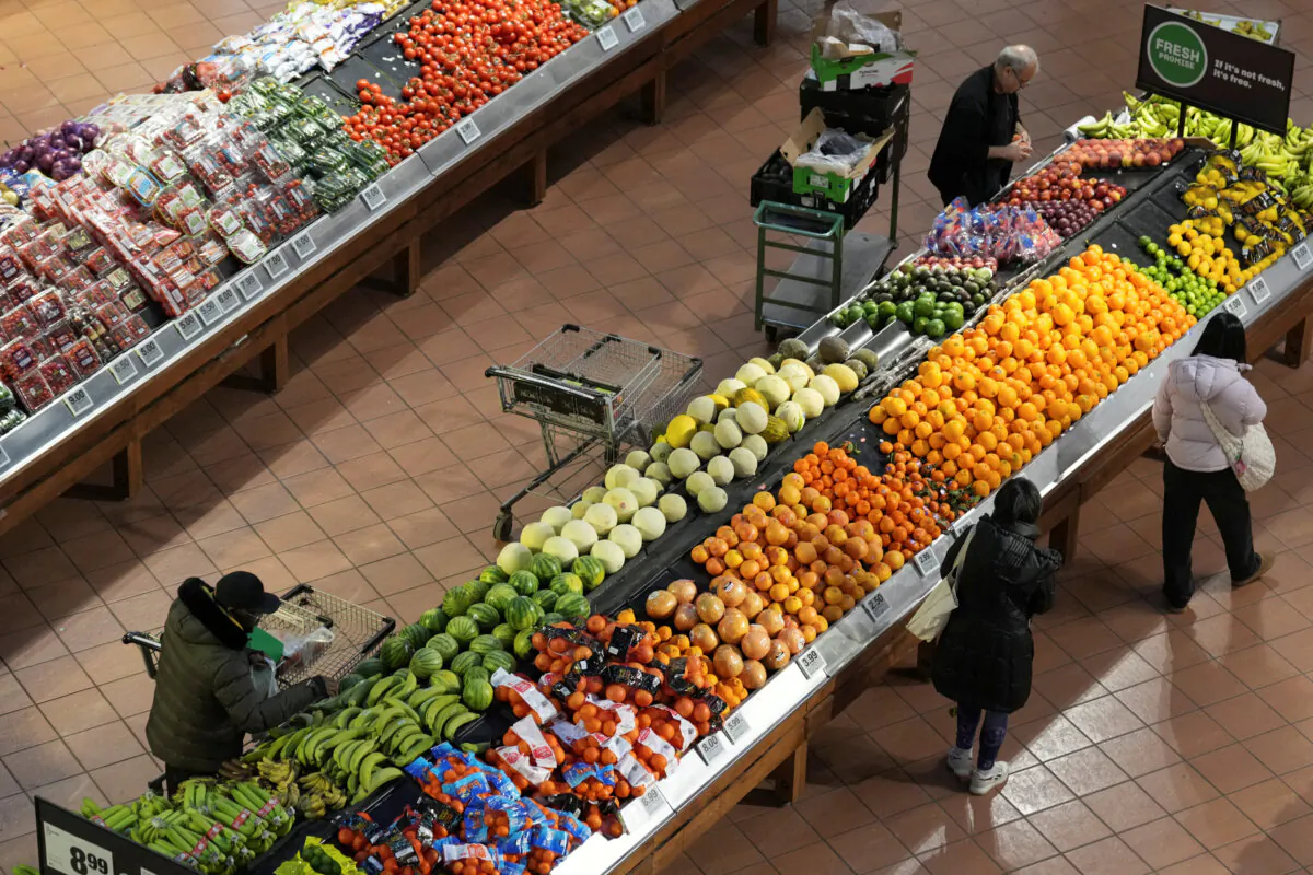 People browse a grocery store following the announcement of tariffs on Canadian and Mexican goods by U.S. President Donald Trump, in Toronto, on March 4, 2025. (Reuters/Arlyn McAdorey) 