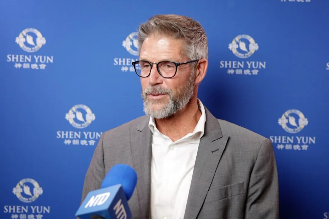 Andrew Wilkie at the Shen Yun Performing Arts performance at Performing Arts Center San Luis Obispo on April 30, 2025. (NTD)