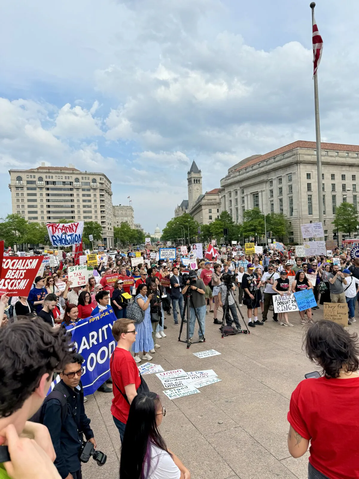 Supporters of Kilmar Abrego Garcia, a Salvadoran national removed from the United States, protest in Washington on May 1, 2025. (Arjun Singh/The Epoch Times)
