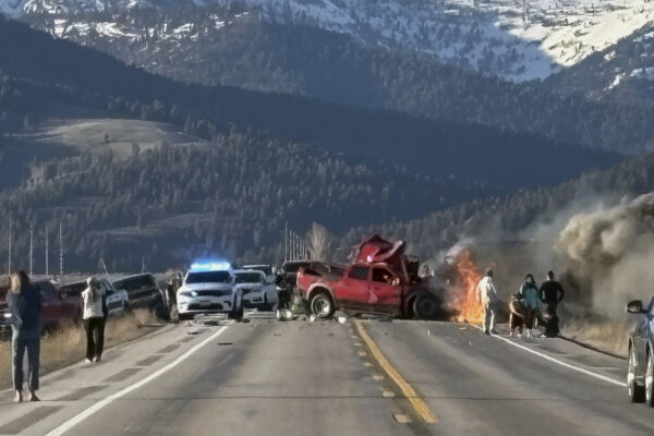 7 Dead in Crash Near Yellowstone