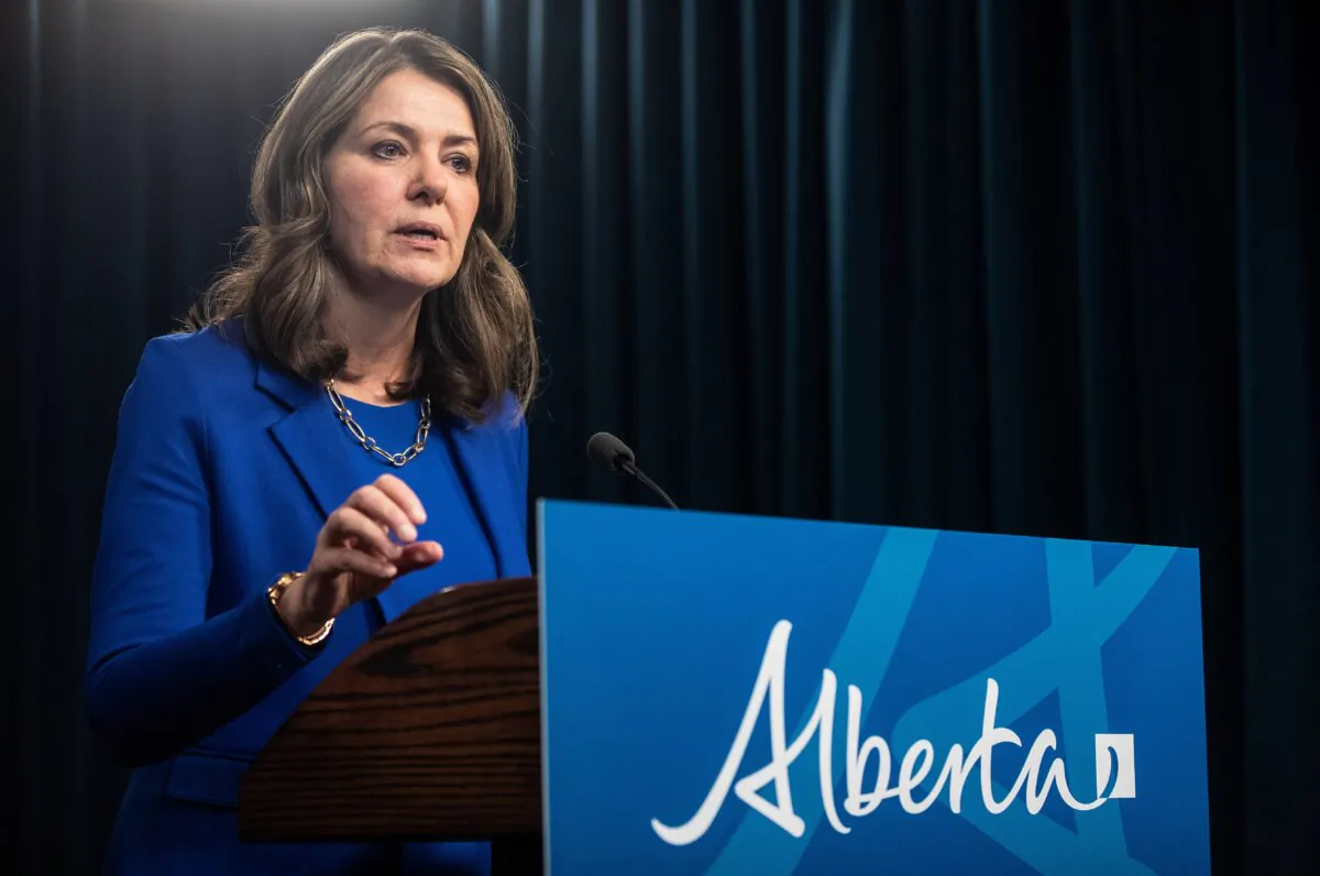 Alberta Premier Danielle Smith makes an announcement in Edmonton on April 29, 2025. (The Canadian Press/Jason Franson)