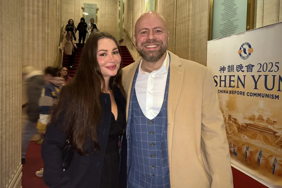 Maria Skrynik and Sergey Bogomolov enjoyed Shen Yun's evening performance at the Civic Opera House on May 3, 2025. (Teng Dongyu/The Epoch Times)