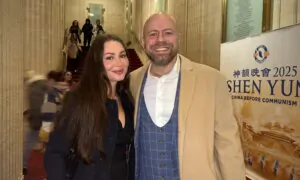 Shen Yun’s Performance Tells Us ‘To Be the Best Version of Ourselves,’ Says Chicago Theatergoer