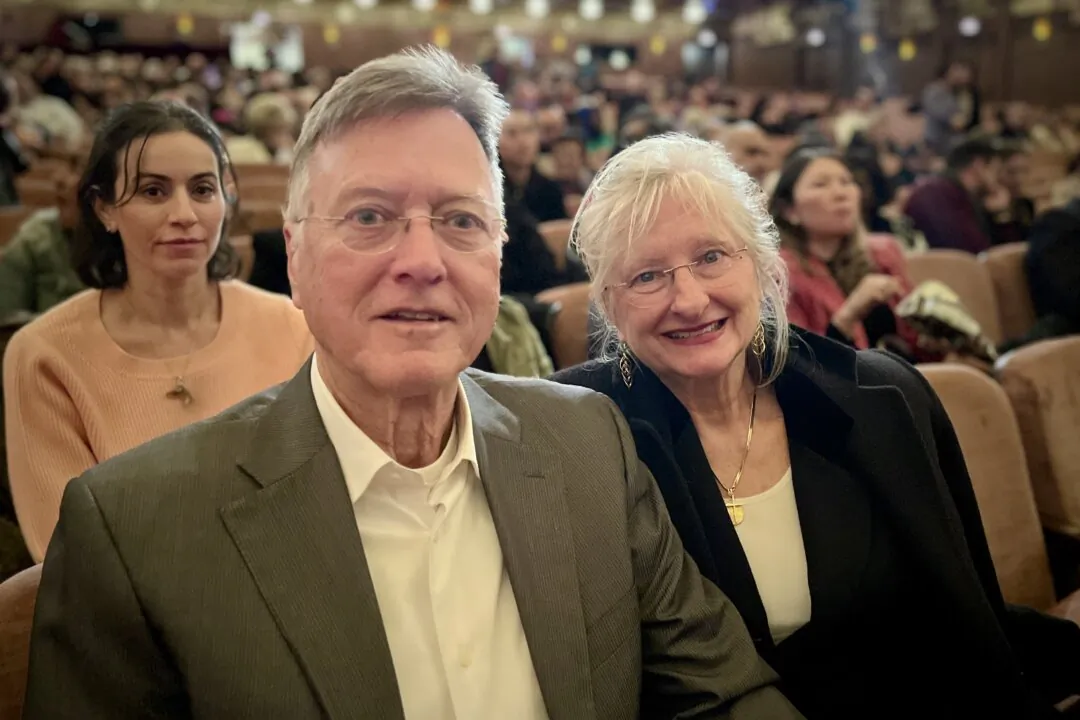 David and Helen Koltick enjoyed Shen Yun's evening performance at the Civic Opera House on May 3, 2025. (Stacey Tang/The Epoch Times)