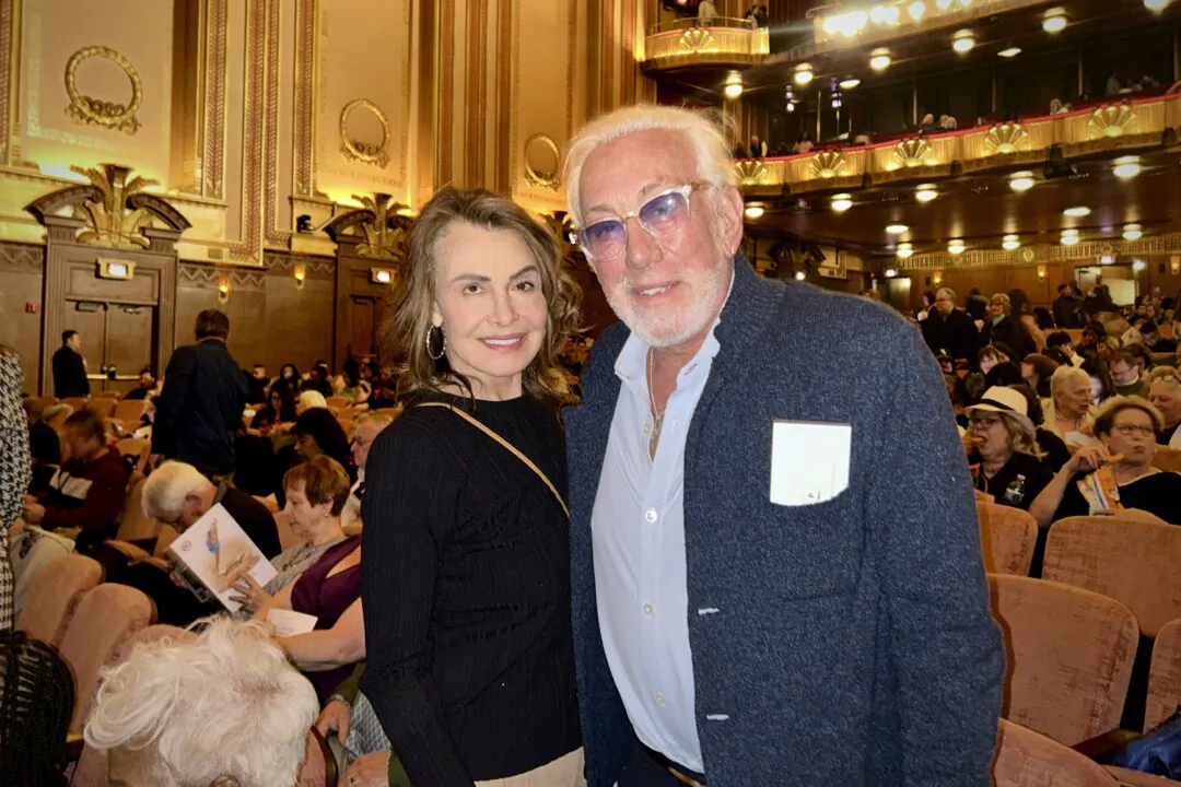 Irene Michaels and Arny Granat at the Shen Yun Performing Arts performance at Civic Opera House in Chicago on May 4, 2025. (Xinxin Teng/The Epoch Times)