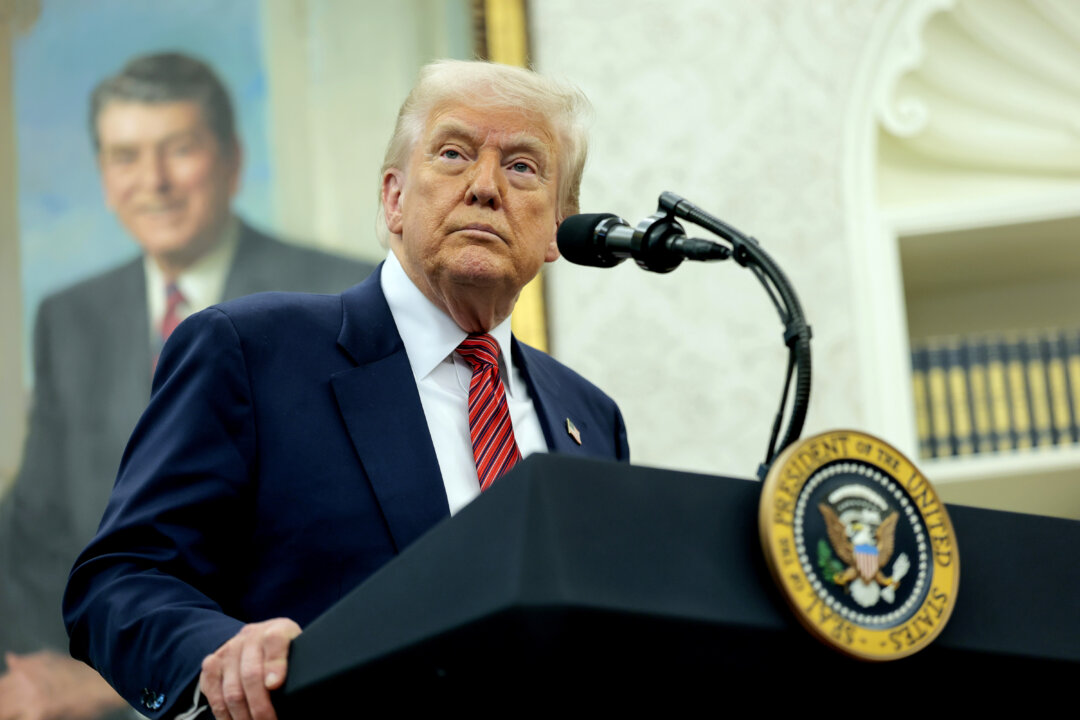 Trump to Announce ‘Major Trade Deal’ With Key US Partner Thursday thumbnail
