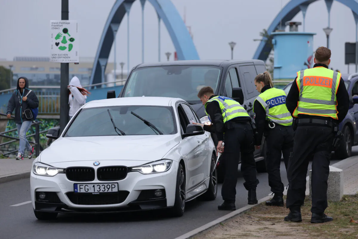 German police check vehicles arriving from Poland at a temporary border checkpoint in Frankfurt, Germany on Oct. 5, 2023. (Sean Gallup/Getty Images)