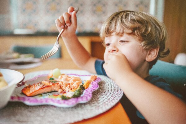 How Omega-3s in Fish Shape Children’s Brains and Behavior