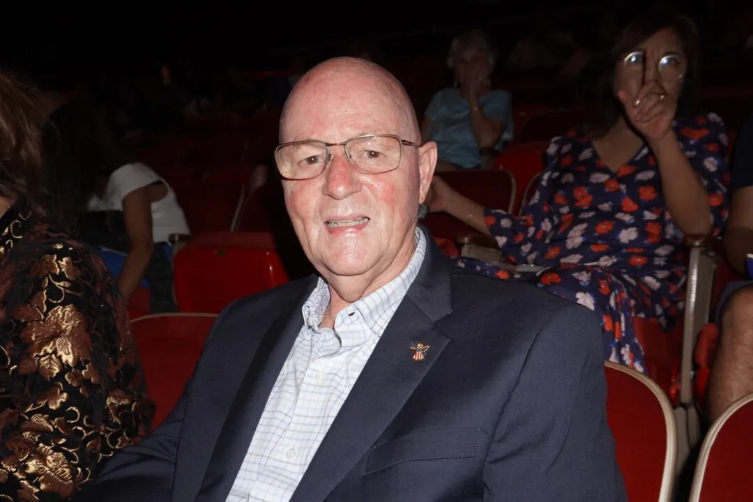 Earl Hurrey enjoyed Shen Yun's evening performance at the Blaisdell Concert Hall on May 9, 2025. (Sally Sun/The Epoch Times)