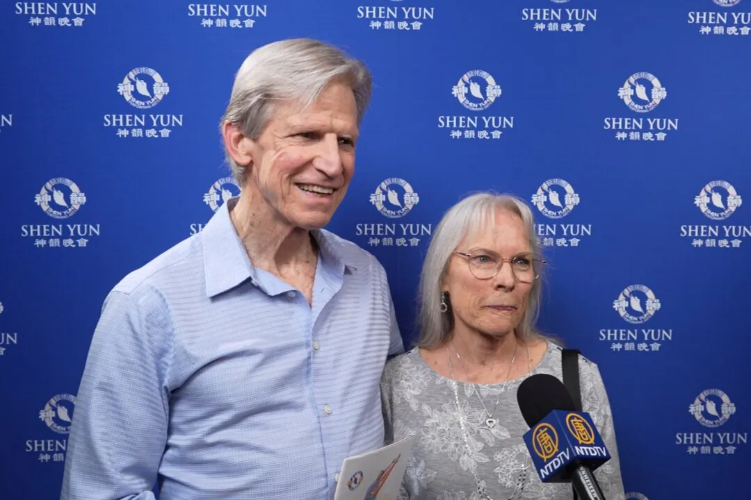 Bill and Meg Greenman watched Shen Yun Performing Arts at The Fisher Center for the Performing Arts in Nashville, Tenn., on May 10, 2025. (Frank Xie/The Epoch Times)