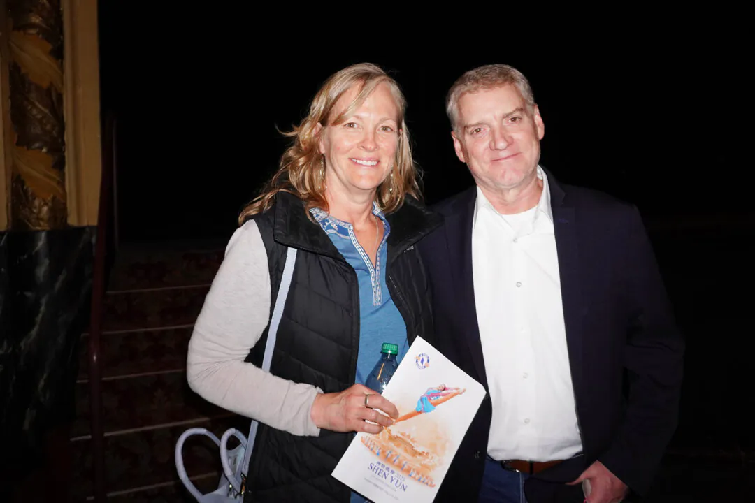Heidi Carroll and Mark Carroll attend Shen Yun at the Performing Arts at Providence Performing Arts Center on May 10, 2025. (Sonia Wu/The Epoch Times)