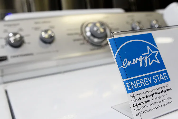 An Energy Star rated appliance at a Best Buy store in Marin City, Calif., on March 26, 2010. (Justin Sullivan/file/Getty Images)
