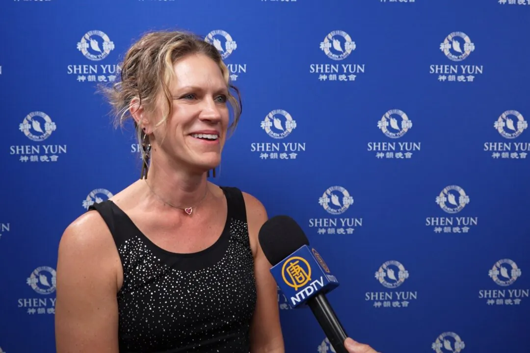 Tina Griffin enjoyed Shen Yun's matinee at the Fisher Center for the Performing Arts on May 11, 2025. (Frank Xie/The Epoch Times)