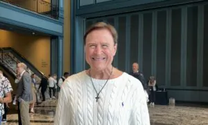 Shen Yun ‘Is so Pure and Lovely for Children, for Adults,’ Says Journalist