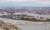 Captain of NYC Prison Guards Indicted for Alleged Extortion, Overtime Fraud