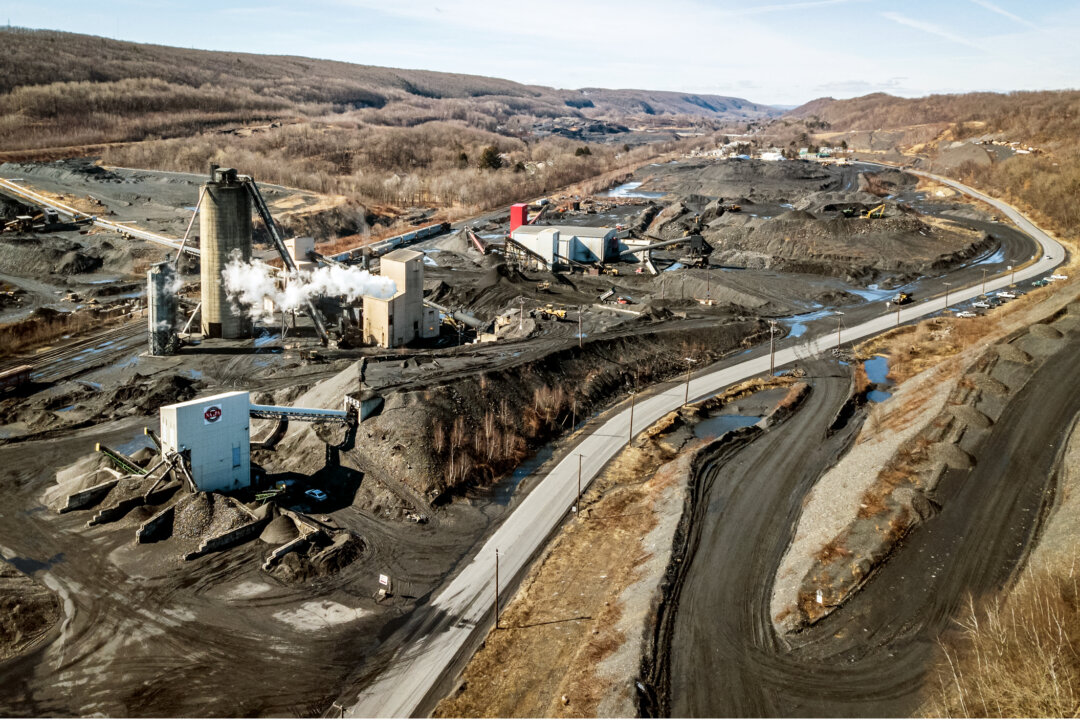 Even With Trump’s Orders, an Uncertain Future for Pennsylvania’s Coal Miners