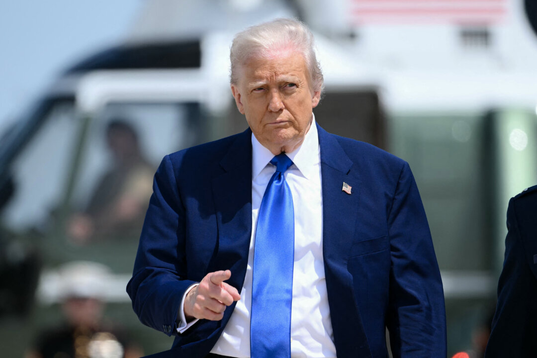 🚨🇺🇲 𝗧𝗿𝘂𝗺𝗽 𝗦𝗮𝘆𝘀 𝗨𝗦 𝗪𝗶𝗹𝗹 𝗦𝗲𝘁 𝗡𝗲𝘄 𝗧𝗮𝗿𝗶𝗳𝗳 𝗥𝗮𝘁𝗲𝘀 𝗳𝗼𝗿 𝗠𝗼𝗿𝗲 𝗡𝗮�...