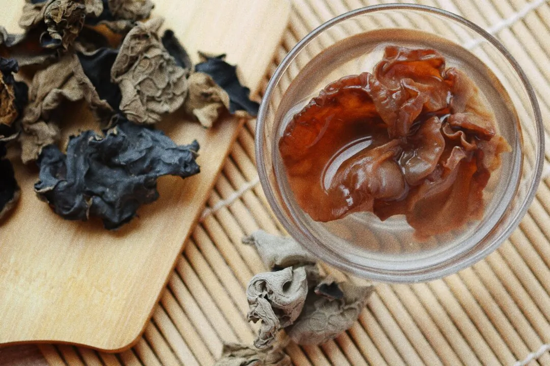 Black fungus supports vascular health and may help reduce the risk of cardiovascular disease. (wisely/Shutterstock)