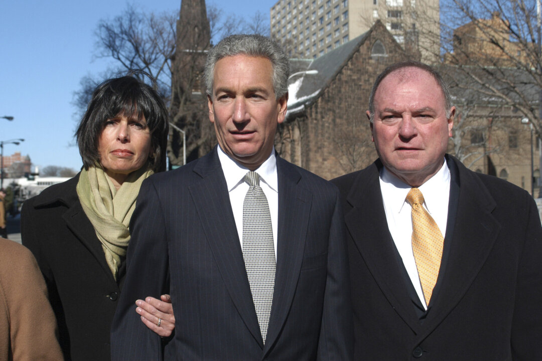 Senate Confirms Charles Kushner as US Ambassador to France