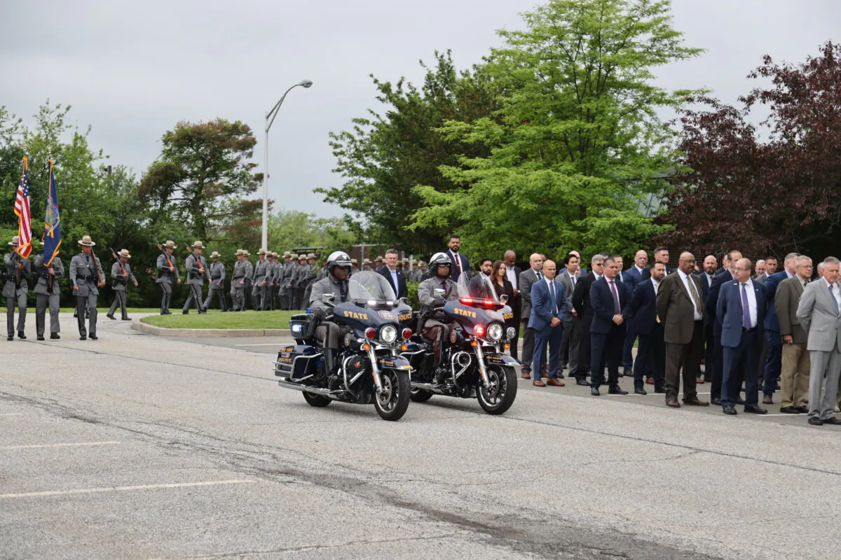 New York State Police Troop F hosts its annual memorial service honoring members who died in the line of duty in Middletown, N.Y., on May 16, 2025. (Zhang Xuehui/The Epoch Times)