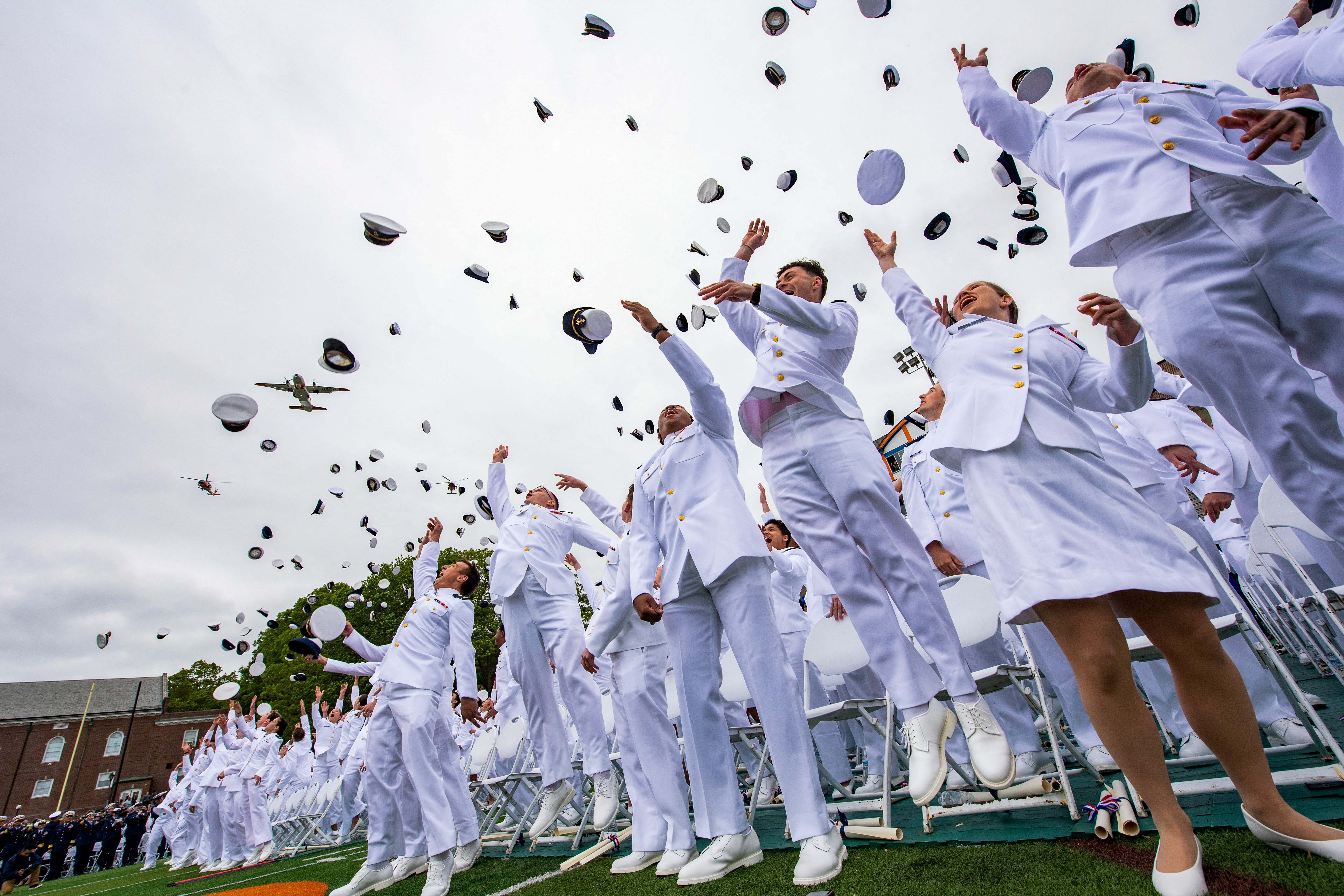 Day in Photos: Coast Guard Academy’s Commencement, South African President Visits Washington, and Protests in Mexico