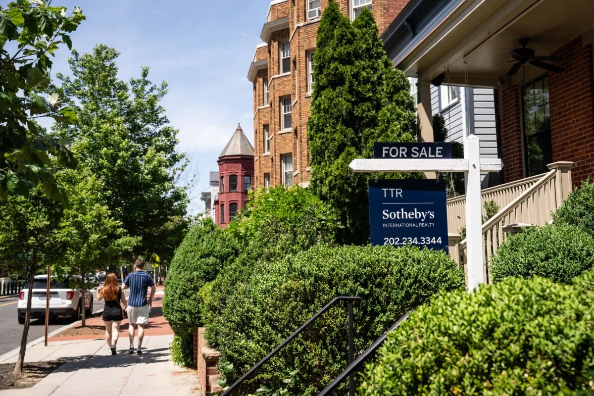 A residence for sale in Washington on May 19, 2025. (Madalina Vasiliu/The Epoch Times)