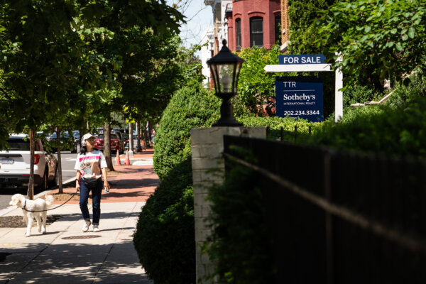 Home Sales See Record July Cancellations as High Mortgage Rates Weigh on Buyers