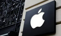 Trump Threatens Apple With 25 Percent Tariff
