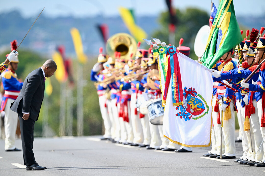 NextImg:Day in Photos: Angolan President in Brazil, Kristi Noem in Italy, and the Colombia-Venezuela Border