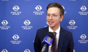 Lyon Audience Member Says Shen Yun Is the Path ‘To Be Happy in Our World’