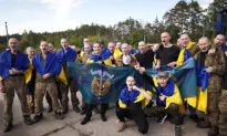 Russia, Ukraine Free First Prisoners as Part of War’s Biggest Exchange