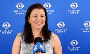 Porto Alegre Audience Member Says Shen Yun Is ‘Fantastic’ and ‘Sensational’