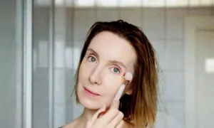Natural TCM Remedies to Smooth Wrinkles Around the Eyes and Mouth