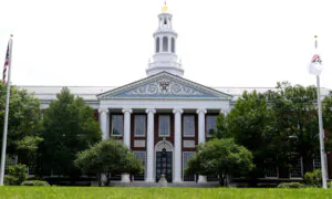 Trump Admin. Seeks to Cut Federal Contracts With Harvard; 4 People Seriously Injured in Liverpool Crash