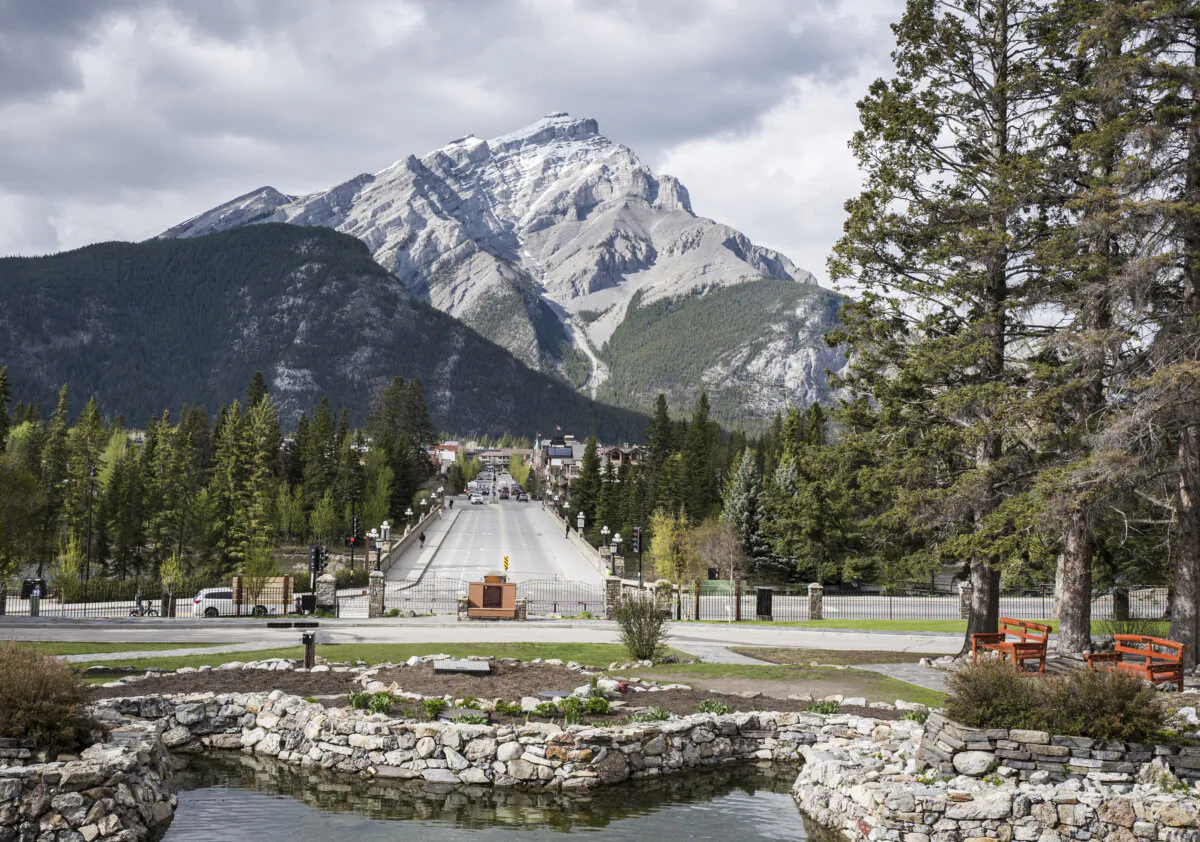Banff Avenue is pictured prior to the G7 Finance Ministers meeting in Banff, Alta., on May 20, 2025. (The Canadian Press/Jeff McIntosh)