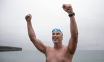 Swimmer Makes 60-Mile Trek Around Martha’s Vineyard Ahead of 50th Anniversary of ‘Jaws’