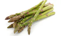 This Asparagus Recipe Will Become Your New Favorite Finger Food