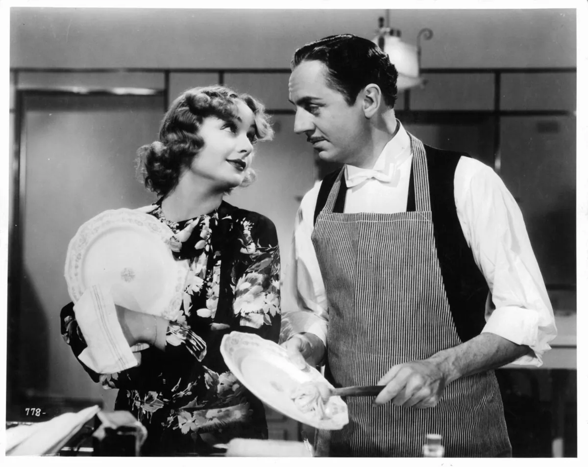 Irene Bullock (Carole Lombard) and Godfrey (William Powell) find romance despite class differences, in "My Man Godfrey." (GJW+)