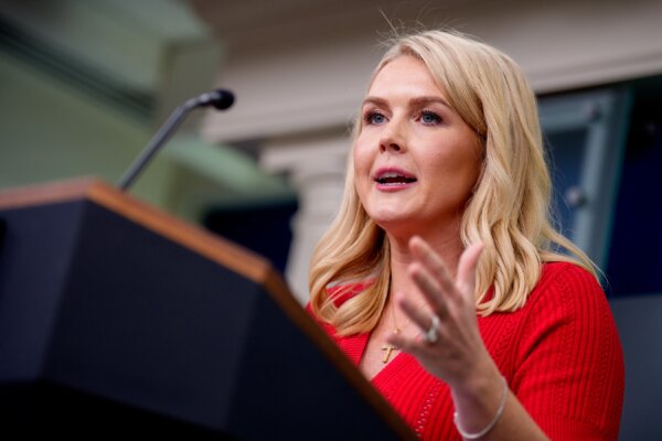 ▶ LIVE NOW: White House Press Briefing With Press Secretary Karoline Leavitt