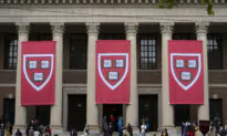 Trump Suspends Visas for New Harvard International Students