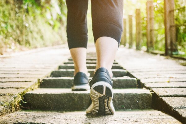 Therapist Recommends 5 Staircase Exercises to Maximize Strength and Balance