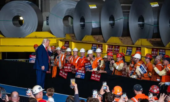 US Manufacturers More Optimistic Despite Trade Uncertainties, Health Care Costs: Survey