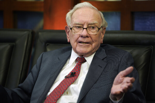 Warren Buffett Says He’s ‘Going Quiet,’ Will Speed up Donations